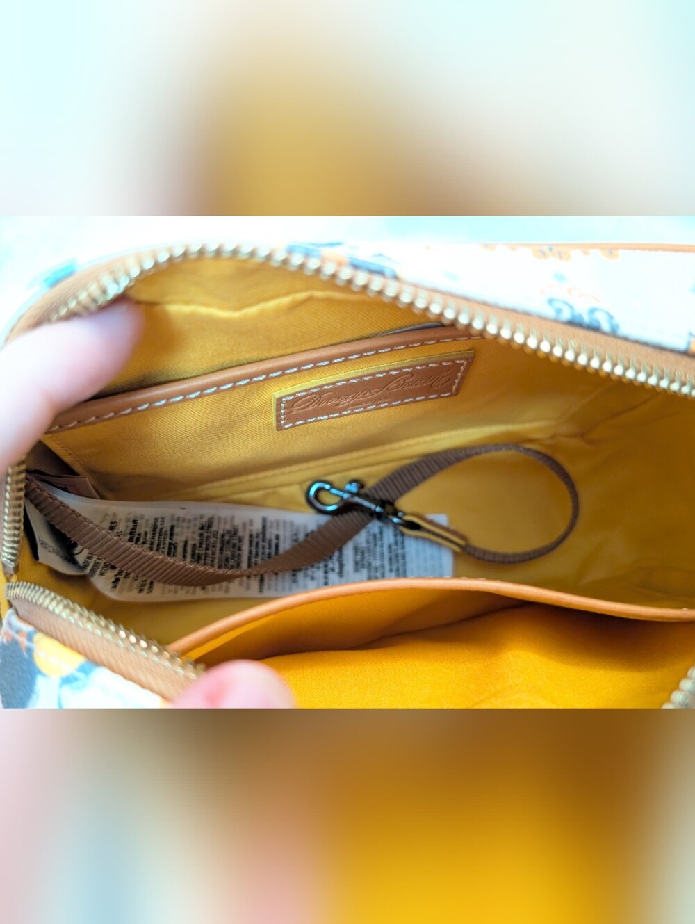 Dooney and Bourke Disney Pinocchio Figaro and Cleo Crossbody Camera Bag NWOT - Picture 7 of 11